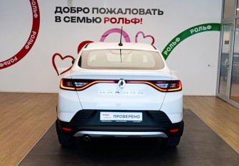 Подержанный автомобиль Renault Arkana 2020 года (5 фото)