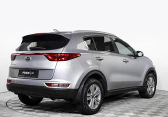 Подержанный автомобиль Kia Sportage 2016 года (3 фото)