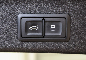 Подержанный автомобиль Audi A6 allroad 2019 года (24 фото)