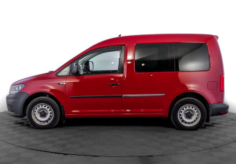 Подержанный автомобиль Volkswagen Caddy Compactvan 2019 года (8 фото)