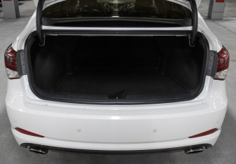 Подержанный автомобиль Hyundai i40 Sedan 2015 года (9 фото)