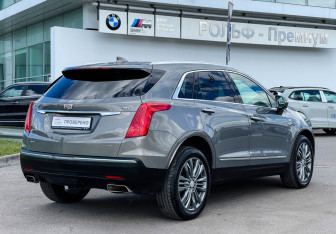 Подержанный автомобиль Cadillac XT5 2019 года (5 фото)
