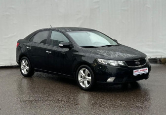 Подержанный автомобиль Kia Cerato Sedan 2009 года (3 фото)