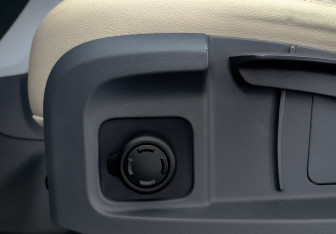 Подержанный автомобиль Land Rover Defender Suv 2021 года (28 фото)