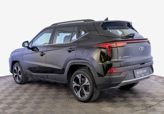 Подержанный автомобиль Москвич 3 2023 года (7 фото)