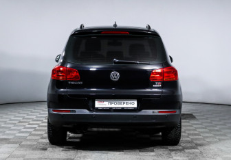Подержанный автомобиль Volkswagen Tiguan 2016 года (6 фото)