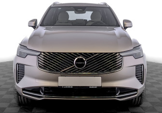 Новый Volvo XC90 2025 (5 фото)