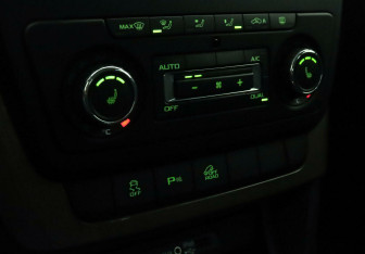 Подержанный автомобиль Skoda Yeti 2016 года (10 фото)