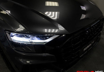 Подержанный автомобиль Audi Q8 2019 года (26 фото)