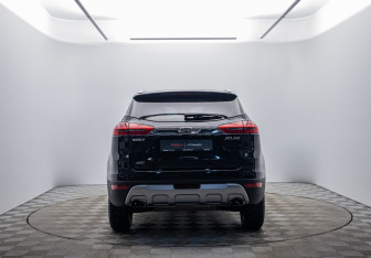 Подержанный автомобиль Geely Atlas 2018 года (6 фото)