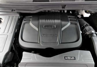 Подержанный автомобиль Geely Coolray 2022 года (9 фото)