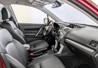 Подержанный автомобиль Subaru Forester Suv 2014 года (11 фото)