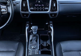 Подержанный автомобиль Kia Sorento 2021 года (15 фото)