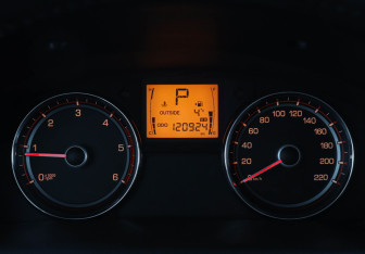 Подержанный автомобиль SsangYong Actyon 2012 года (11 фото)