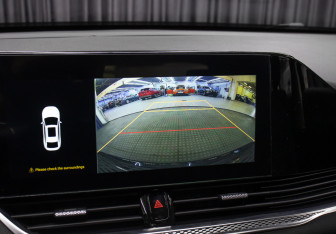 Подержанный автомобиль FAW Bestune B70 2023 года (21 фото)