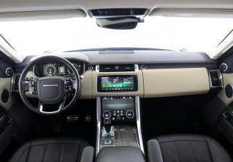 Подержанный автомобиль Land Rover Range Rover Sport 2018 года (14 фото)