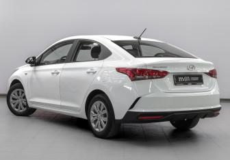 Подержанный автомобиль Hyundai Solaris Sedan 2020 года (7 фото)