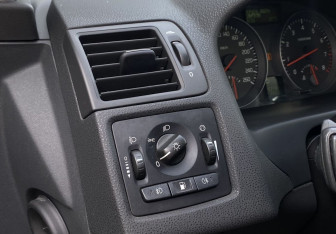 Подержанный автомобиль Volvo S40 2008 года (17 фото)