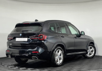 Подержанный автомобиль BMW X3 2021 года (2 фото)