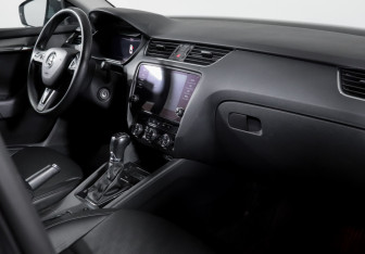 Подержанный автомобиль Skoda Octavia Wagon 2019 года (9 фото)
