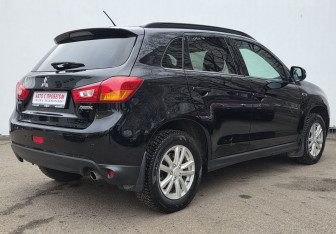 Подержанный автомобиль Mitsubishi ASX 2014 года (5 фото)