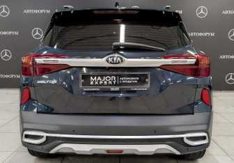 Подержанный автомобиль Kia Seltos 2021 года (6 фото)