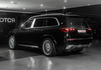 Новый Mercedes-Benz Maybach GLS 2025 (6 фото)