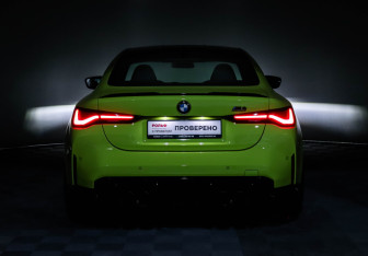 Подержанный автомобиль BMW M4 Coupe 2021 года (19 фото)