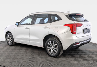 Подержанный автомобиль Haval Jolion 2023 года (7 фото)