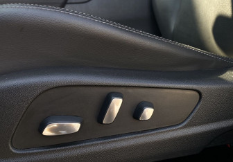 Подержанный автомобиль Cadillac XT5 2021 года (26 фото)