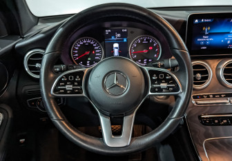 Подержанный автомобиль Mercedes-Benz GLC Coupe 2020 года (22 фото)