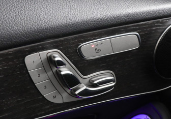 Подержанный автомобиль Mercedes-Benz GLC Coupe 2019 года (18 фото)