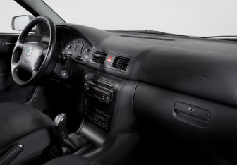 Подержанный автомобиль Skoda Octavia Wagon 2002 года (9 фото)