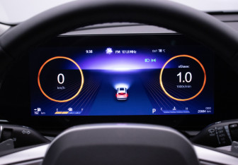 Подержанный автомобиль JAC JS6 2023 года (12 фото)