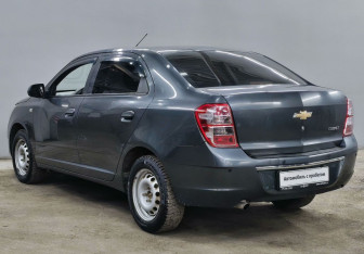 Подержанный автомобиль Chevrolet Cobalt Sedan 2020 года (7 фото)