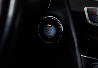 Подержанный автомобиль Infiniti QX60 2019 года (24 фото)