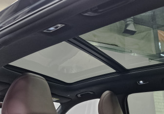 Подержанный автомобиль Geely Monjaro 2023 года (22 фото)