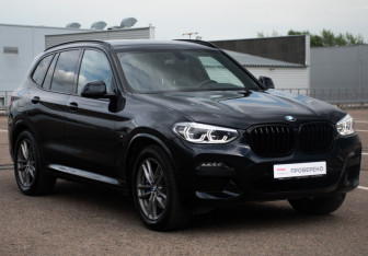 Подержанный автомобиль BMW X3 2021 года (3 фото)