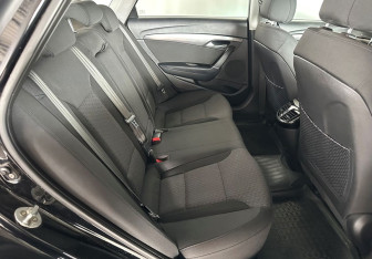 Подержанный автомобиль Hyundai i40 Sedan 2015 года (10 фото)