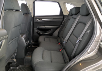 Подержанный автомобиль Mazda CX-5 2018 года (10 фото)