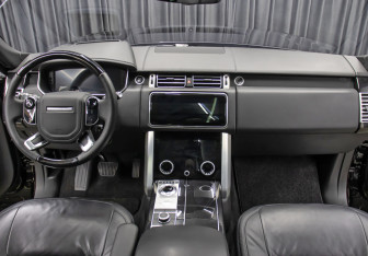 Подержанный автомобиль Land Rover Range Rover 2020 года (13 фото)