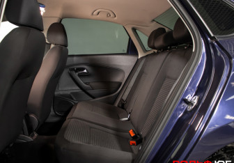 Подержанный автомобиль Volkswagen Polo Sedan 2011 года (10 фото)