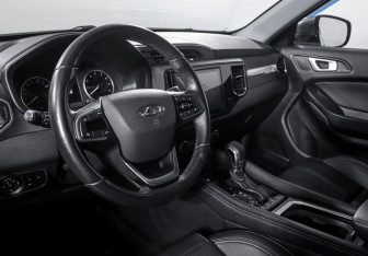 Подержанный автомобиль Chery Tiggo 4 2022 года (14 фото)
