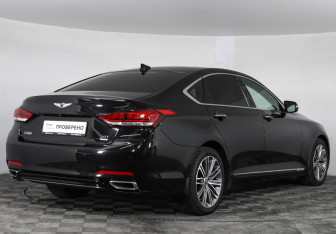 Подержанный автомобиль Genesis G80 2019 года (5 фото)