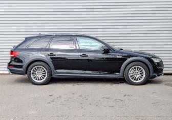 Подержанный автомобиль Audi A4 allroad 2019 года (4 фото)
