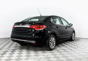 Подержанный автомобиль Citroen C4 Sedan 2019 года (3 фото)