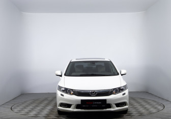 Подержанный автомобиль Honda Civic Sedan 2012 года (2 фото)