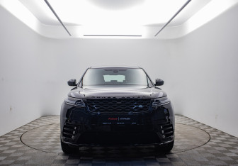 Подержанный автомобиль Land Rover Range Rover Velar 2019 года (2 фото)