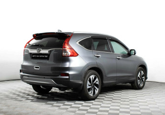 Подержанный автомобиль Honda CR-V 2018 года (3 фото)