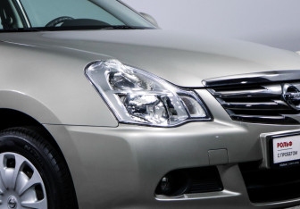 Подержанный автомобиль Nissan Almera Sedan 2015 года (16 фото)